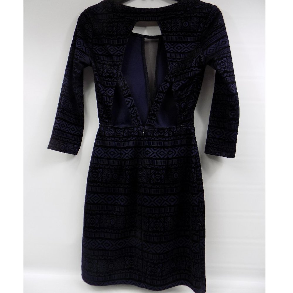 Charlotte Russe Mesh Panel V-Neck Open Back 3/4 Sleeve Dress Size Small - Picture 4 of 8